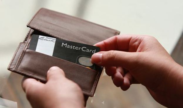 MasterCard lanza primera tarjeta de dbito Black de Latinoamrica