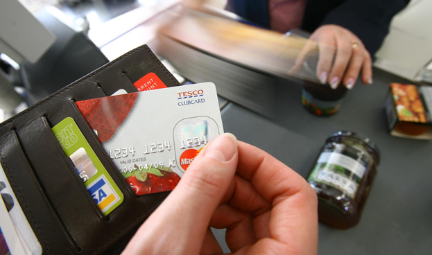 Más de la mitad de los compradores a nivel global prefieren pagar con tarjeta