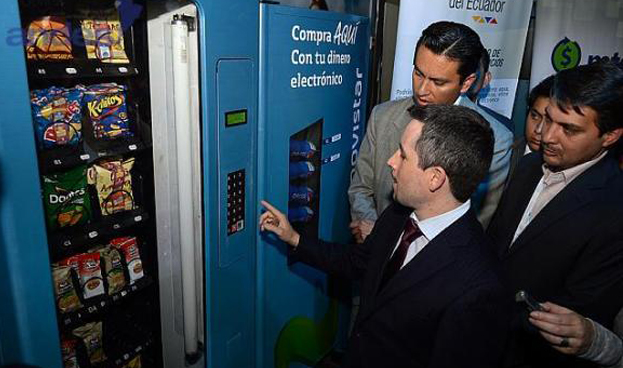 El Banco Central de Ecuador prueba su dinero electrnico mvil en el Campus Party