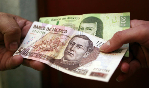 Crece uso de efectivo en Mxico por temor al fisco
