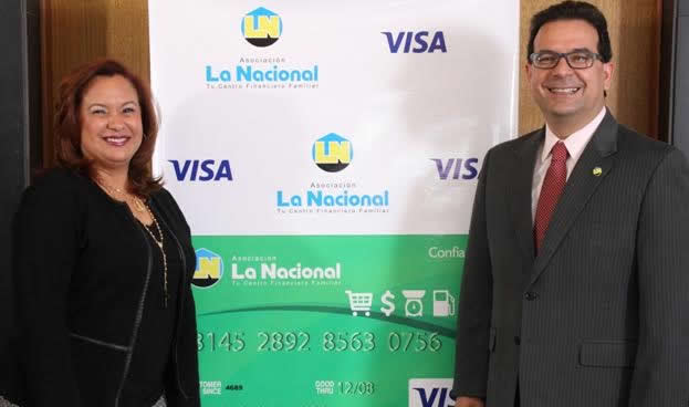 Asociacin La Nacional y Visa lanzan nueva tarjeta de crdito Visa ConfiaMs para la poblacin de menores ingresos