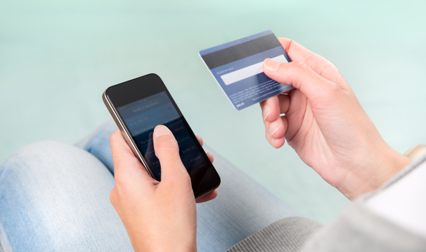 Telefónica presenta un servicio móvil para verificar pagos con las tarjetas en el extranjero