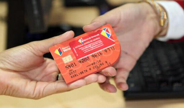 Tarjetas de crédito financian el 85,1% de los créditos al consumo de la banca venezolana