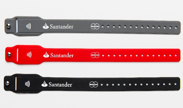 En España Banco Santander lanza una pulsera para pagos sin contacto