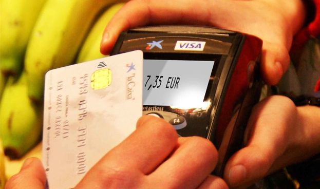Aumentan los pagos con tarjeta en España hasta el 45,9%