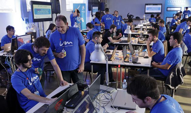 La imaginChallenge reunió en Barcelona un centenar de creadores de videojuegos para innovar en banca móvil