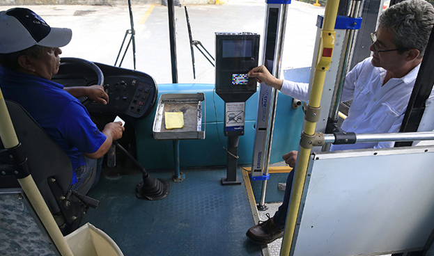 El pago electrónico en el transporte público costarricense da su primer paso 