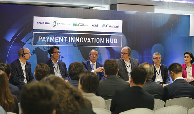 España: CaixaBank se alía con Samsung y Visa para innovar en medios de pago