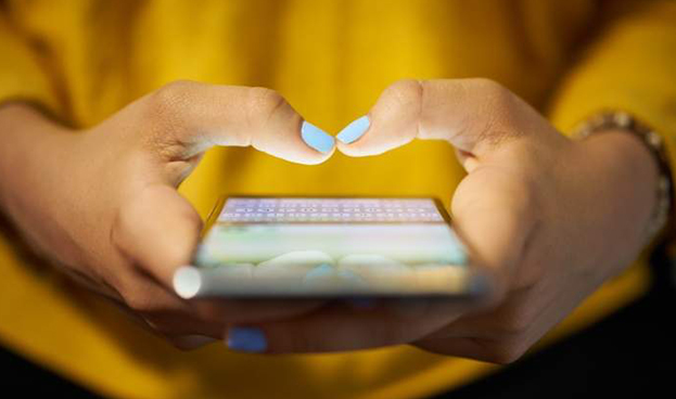 Los gigantes tecnológicos se lanzan al mercado indio de los pagos por móvil