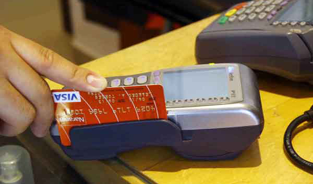 Retrocedieron 7% las compras con tarjetas de crédito en Argentina