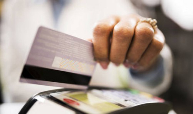 Cómo una mujer con una plancha cambió para siempre la manera en la que pagamos