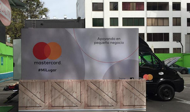 Mastercard y Facebook recorren Bogotá capacitando pymes