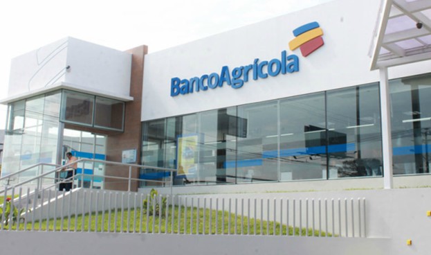 Banco Agrícola confía su estrategia de notificaciones financieras a Latinia 