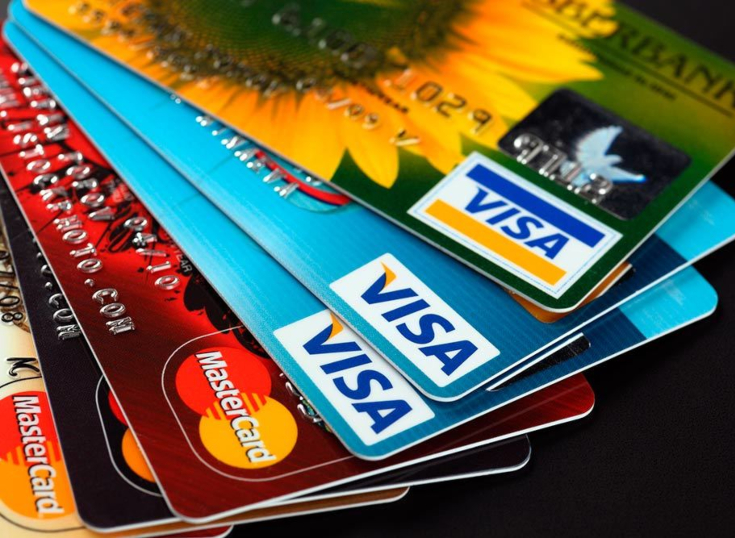 España: las tarjetas de crédito y débito baten nuevo récord y superan los 85 millones