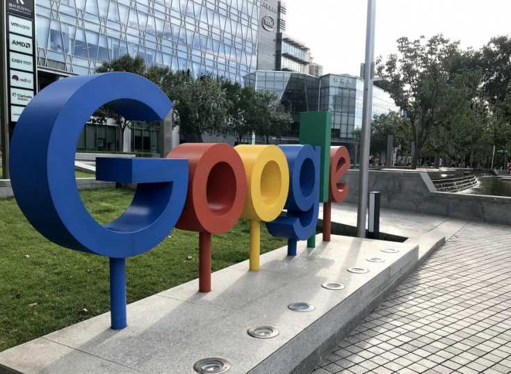 Google le apunta a la banca