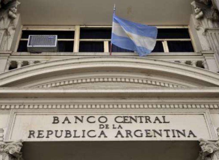 Argentina: Banco Central baj la tasa de financiamiento de tarjetas de crdito a 55% anual