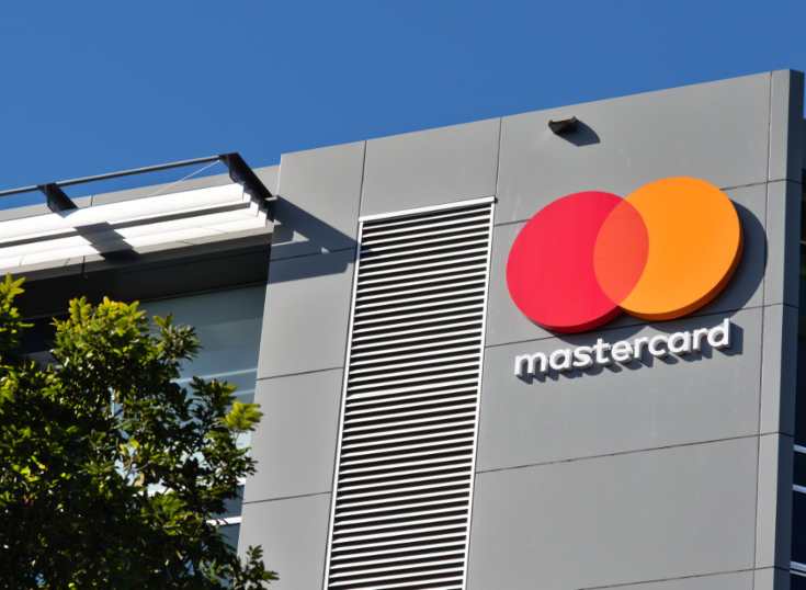 Coinbase permitirá comprar NFT con tarjetas Mastercard
