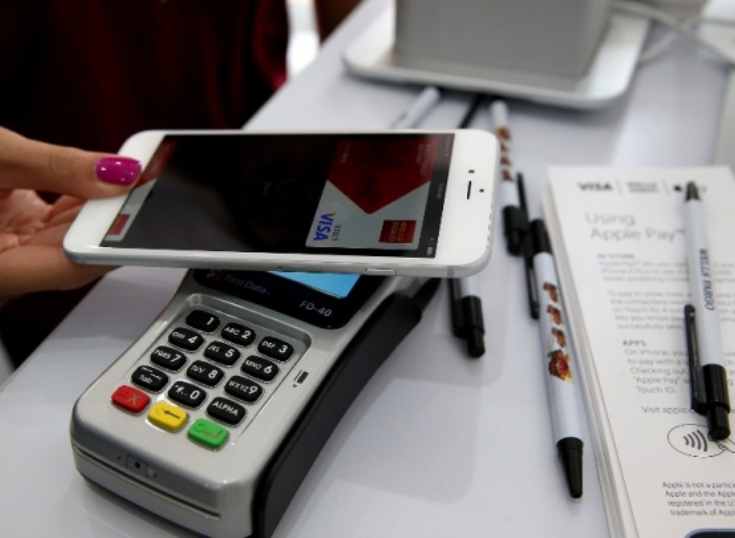 El 26% de los brasileños prefiere utilizar su teléfono para pagar en las tiendas