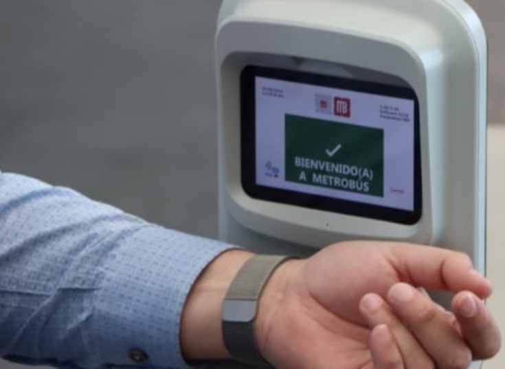 La lnea 5 del Metrobus de CDMX permite pagos con tarjeta bancaria