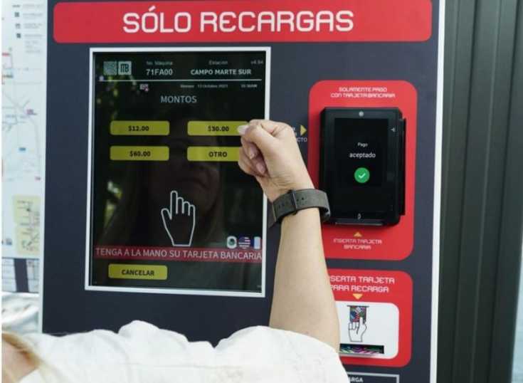 El Metrobus de Mxico aceptar pagos con tarjetas bancarias