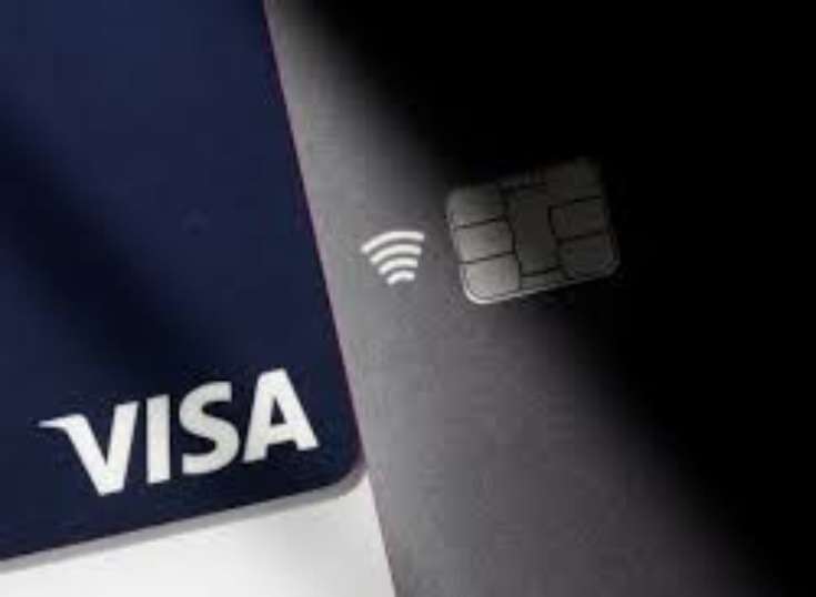 Visa y Mastercard deben detener su negocio empresarial en India