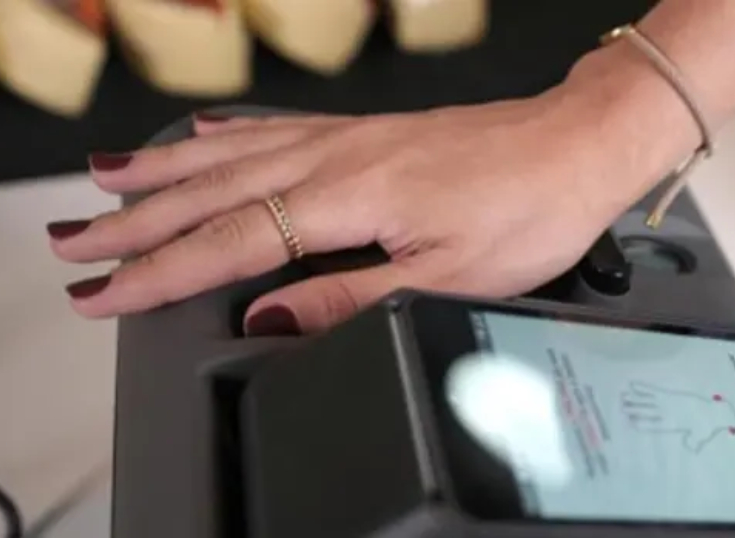 Brasil: Tecban y Elo lanzan pagos con biometría de palma 