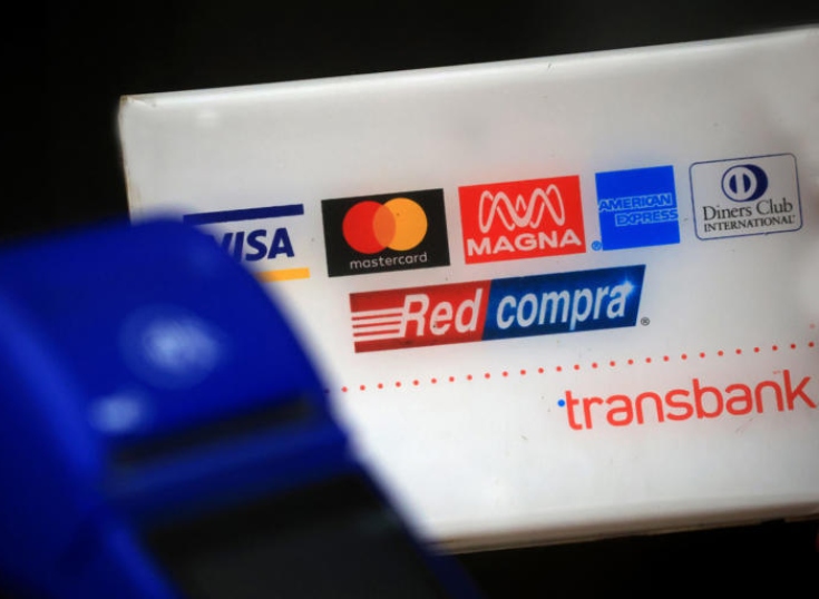 Tribunal chileno avala la orden de la CMF que prohíbe a Transbank el adelantamiento de cuotas