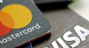 Fed planea rebajar las tasas que cobran a los comercios Visa y Mastercard